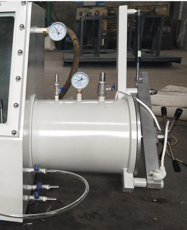 vacuum box