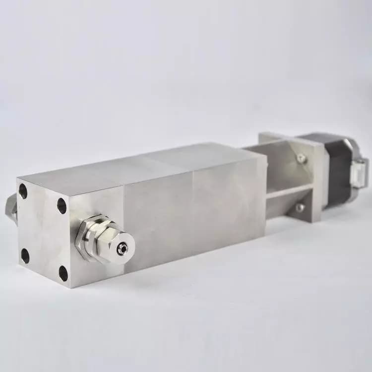 electrolyte injector electrolyte injector