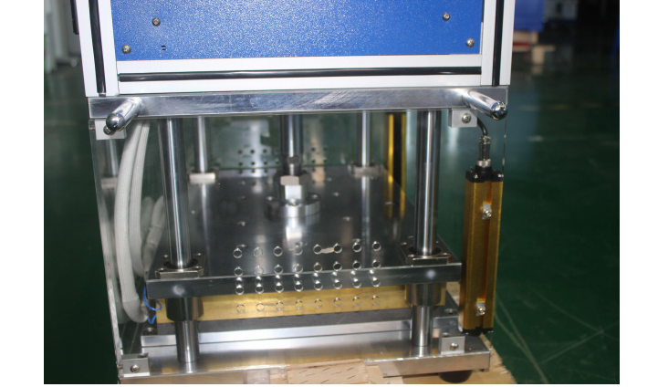 Pouch Cell Hot/Cold Press Machine for Battery Core Formation