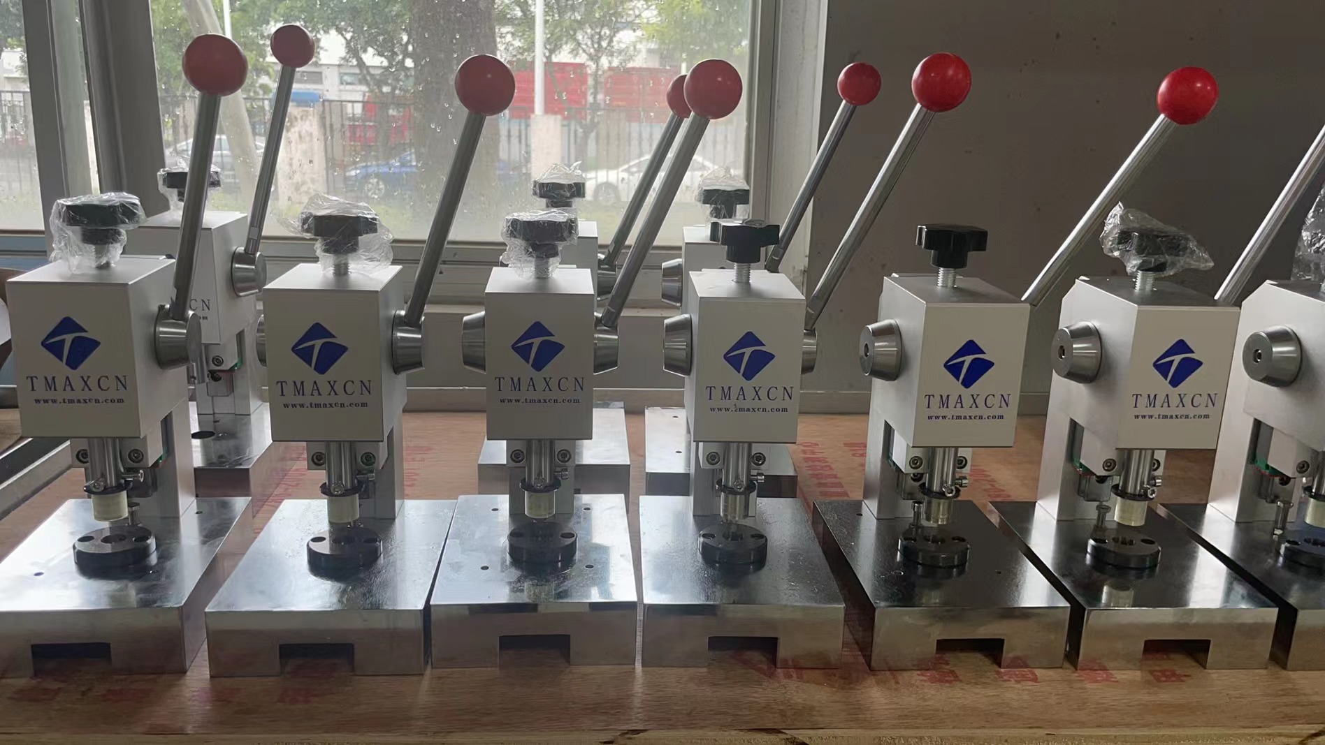 coin cell disc cutter coin cell disc cutter